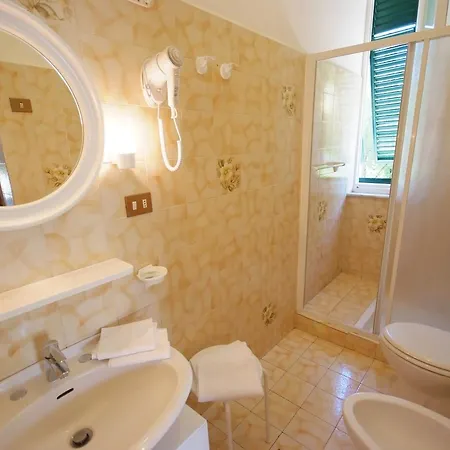 Villa Teresa Porto Azzurro Exterior photo